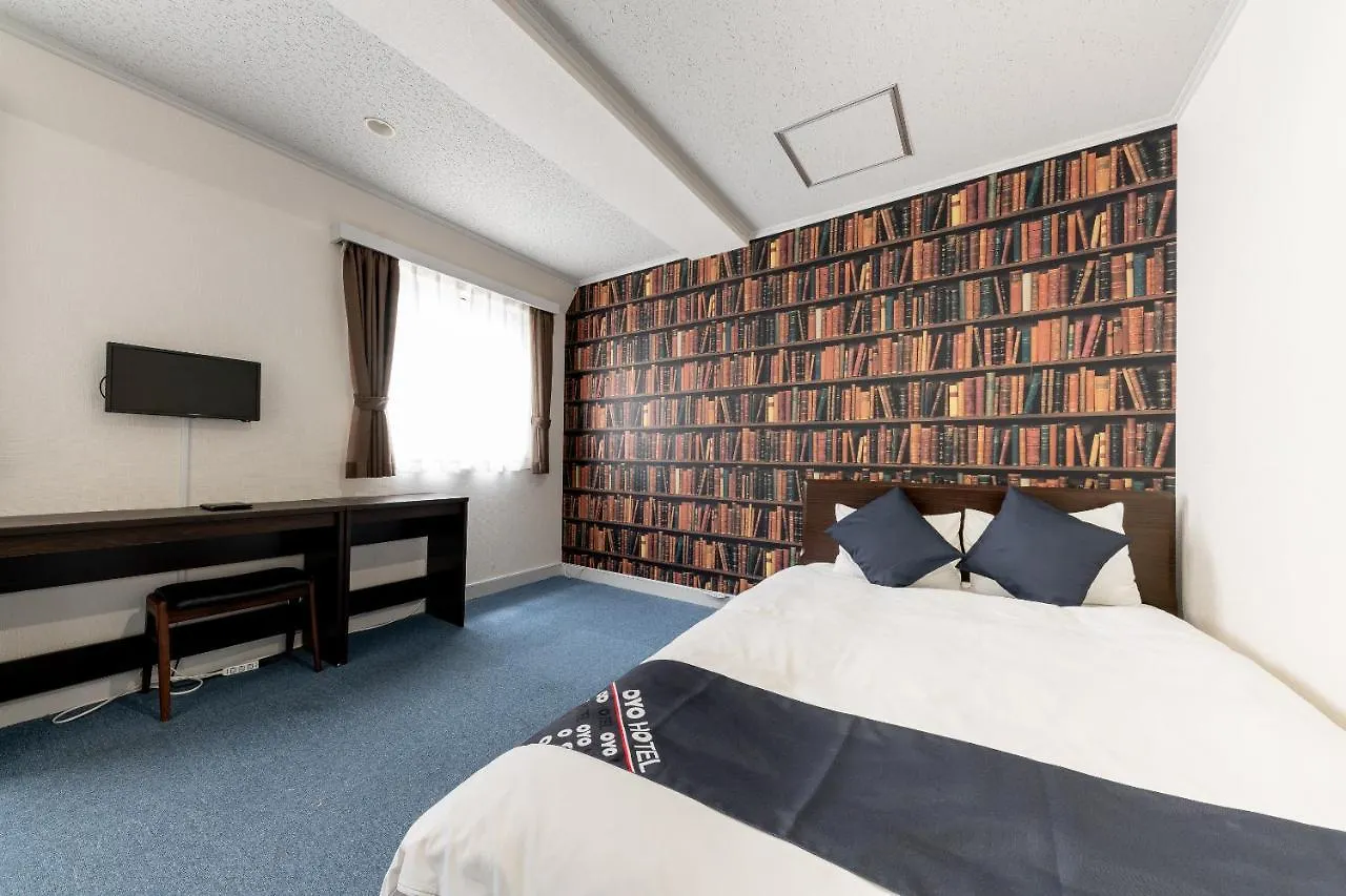 Oyo Hotel Exsaison Sugamo Tokyo 4*,