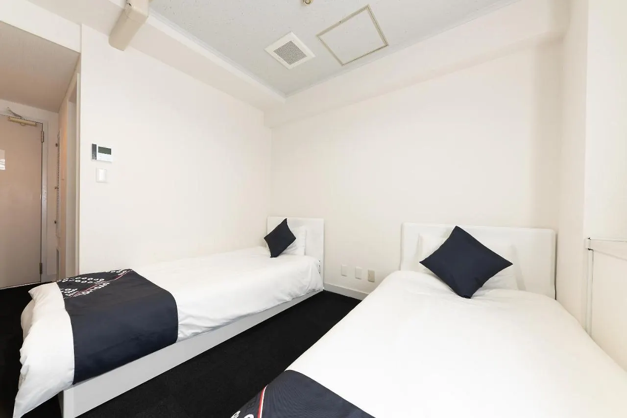 Oyo Hotel Exsaison Sugamo Tokyo 4*,
